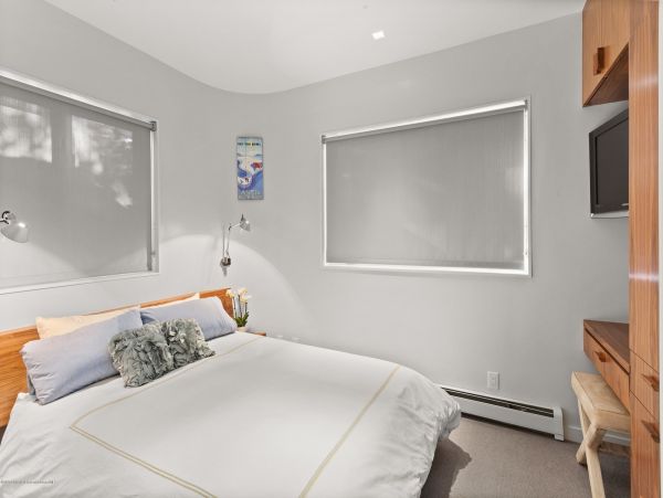 Aspen Home 987345