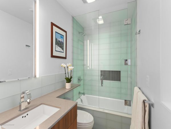 Aspen Home 987345