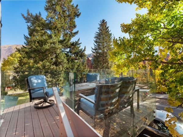 Aspen Home 987345