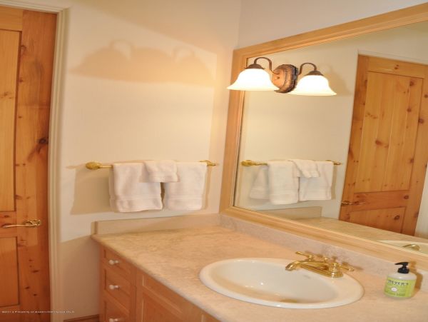 Aspen Home 987349