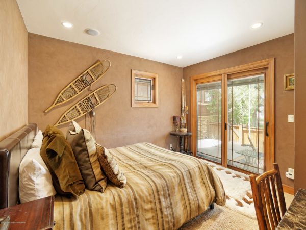 Aspen Home 987350