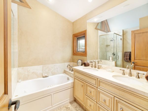 Aspen Home 987350