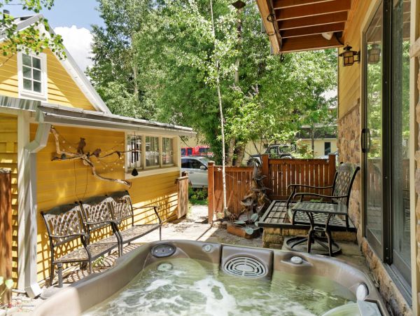 Aspen Home 987350