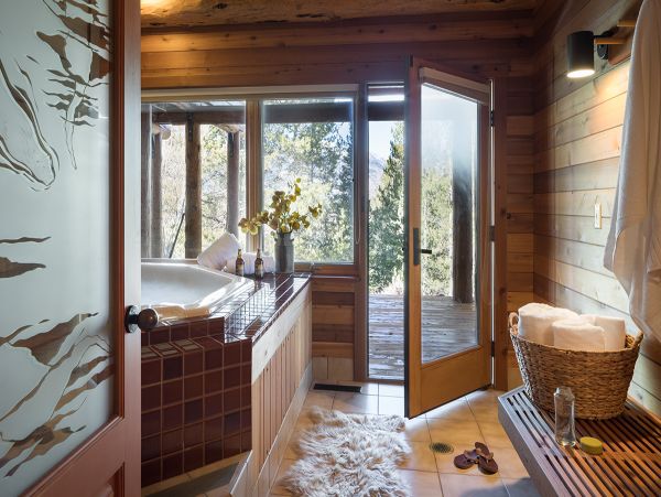 Secluded Cabin the woods with views of the Teton Range