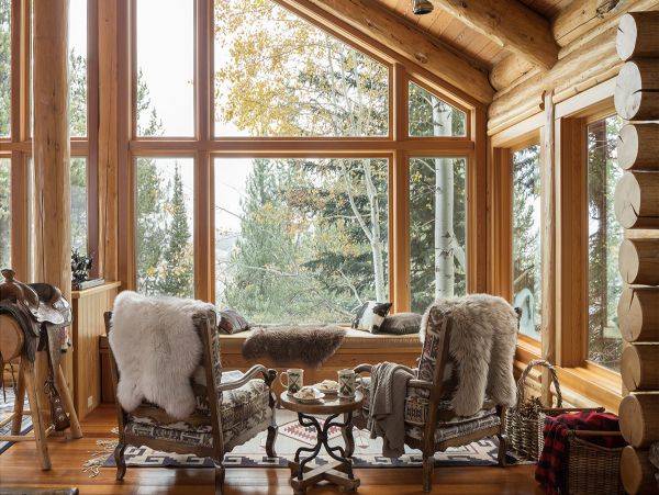 Secluded Cabin the woods with views of the Teton Range
