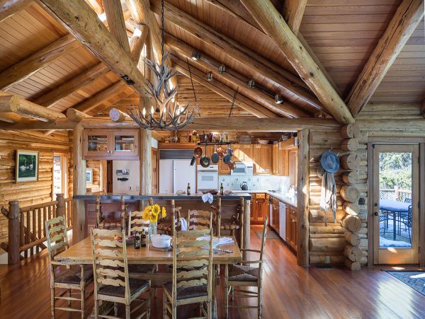 Secluded Cabin the woods with views of the Teton Range