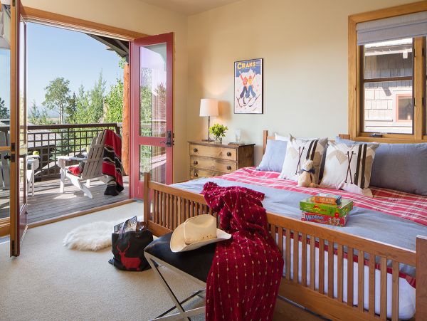 Teton Village Slopeside Lodge