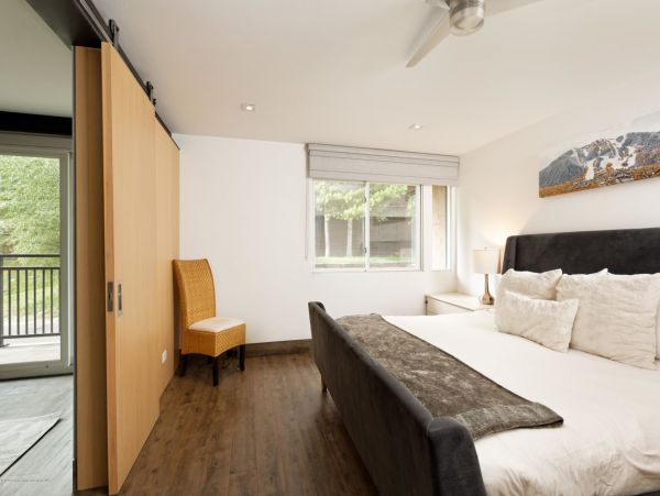 Aspen Home 987358