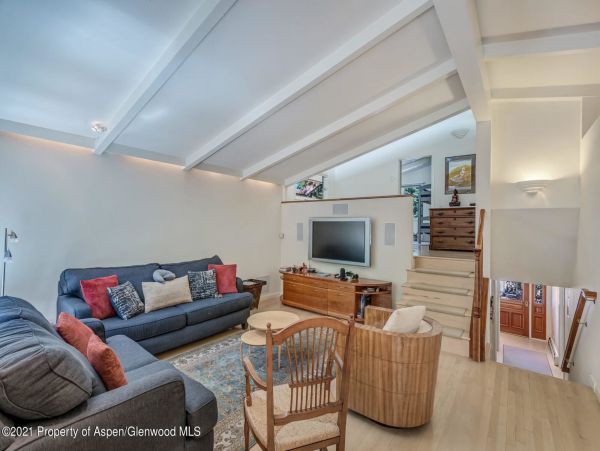 Aspen Home 987365