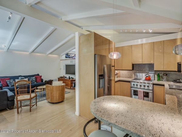 Aspen Home 987365