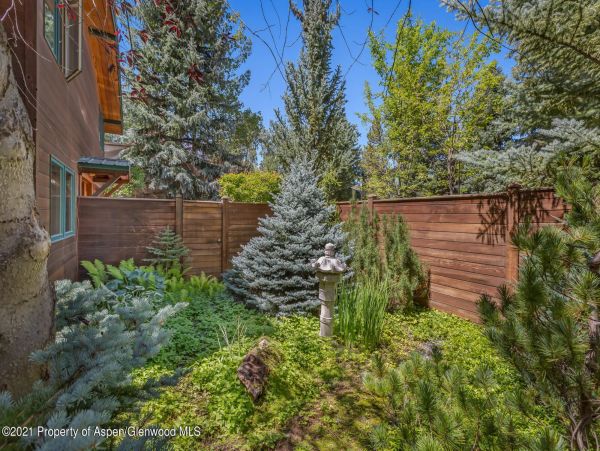Aspen Home 987365