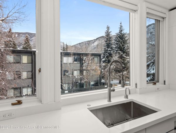 Aspen Home 987370