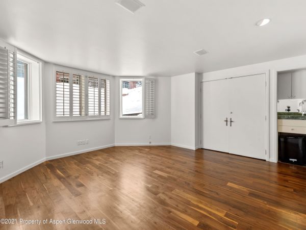 Aspen Home 987370