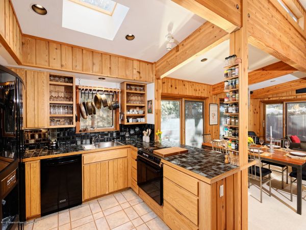 Aspen Home 987379