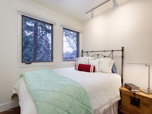 Aspen Home 987381