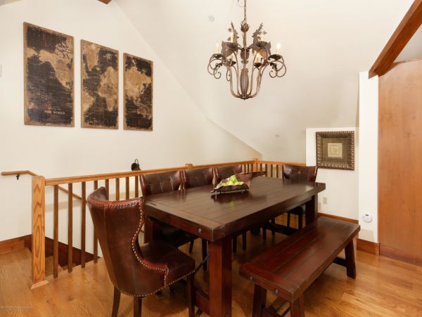 Aspen Home 987383