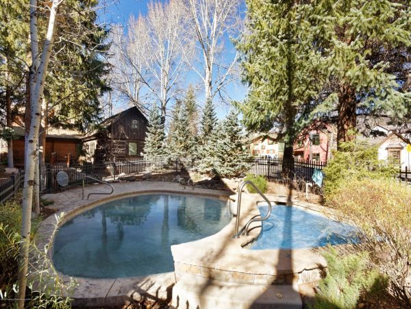 Aspen Home 987383