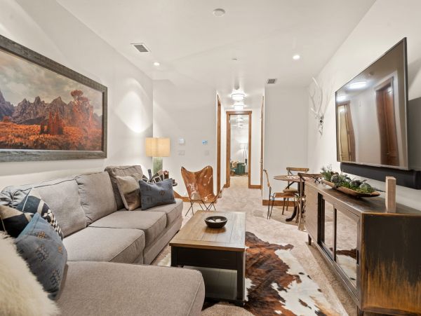 Aspen Home 987389
