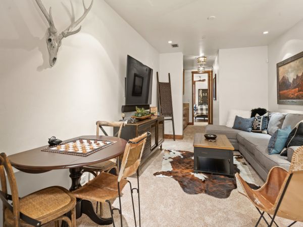 Aspen Home 987389