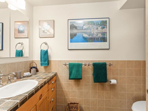 Aspen Home 987394