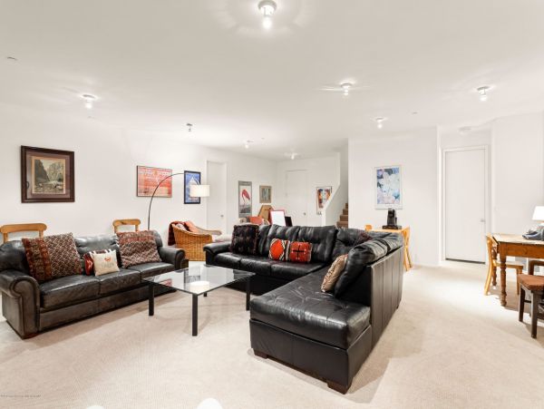 Aspen Home 987394