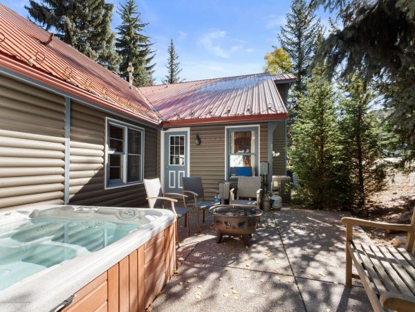 Aspen Home 987394