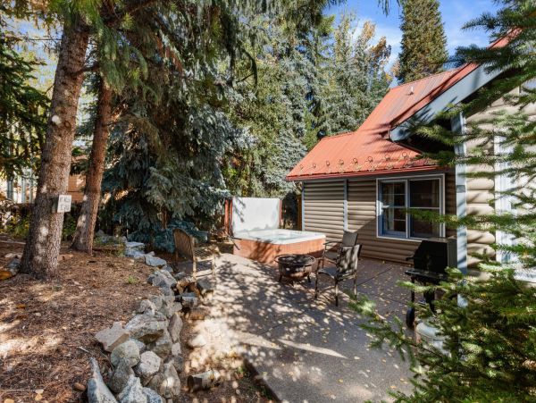 Aspen Home 987394