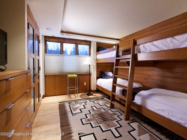 Aspen Home 987395