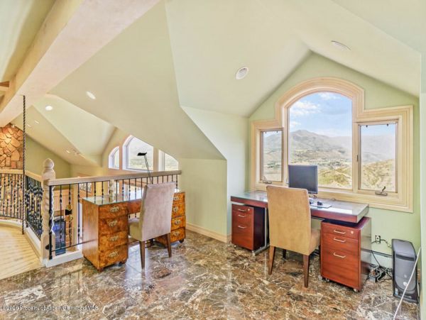 Aspen Home 987401