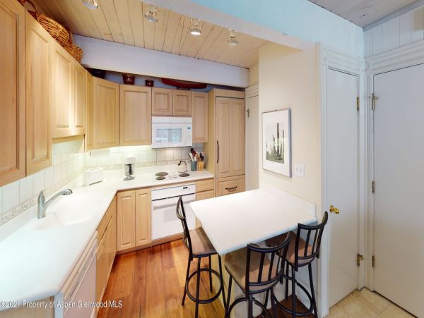 Aspen Home 987406