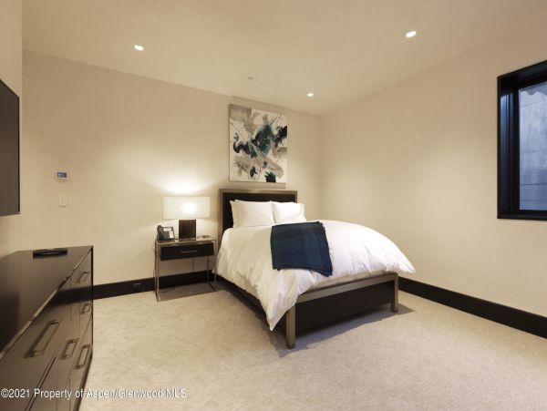 Aspen Home 987410