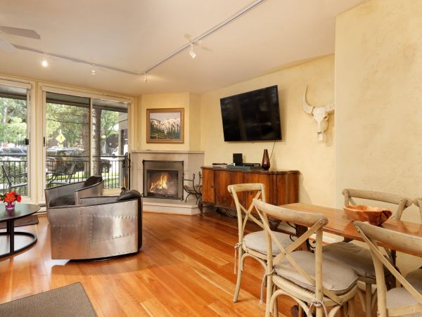 Aspen Home 987421