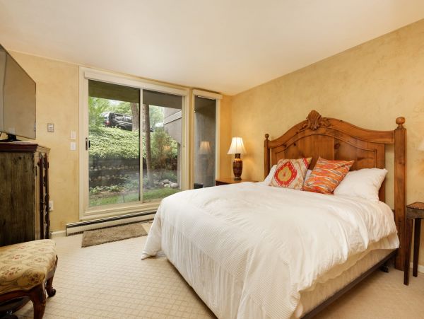 Aspen Home 987421