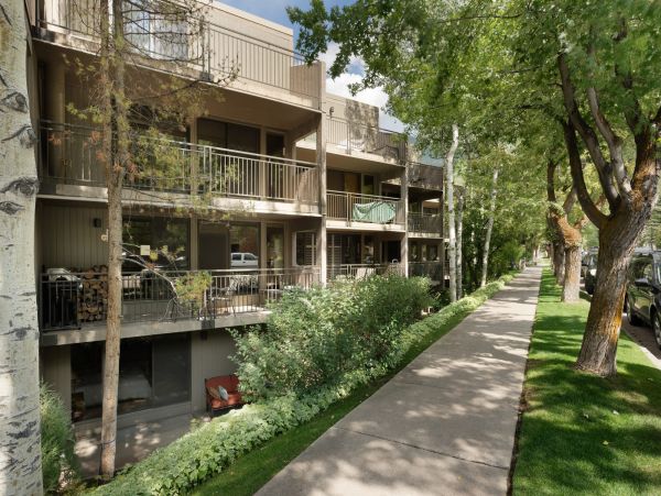 Aspen Home 987421