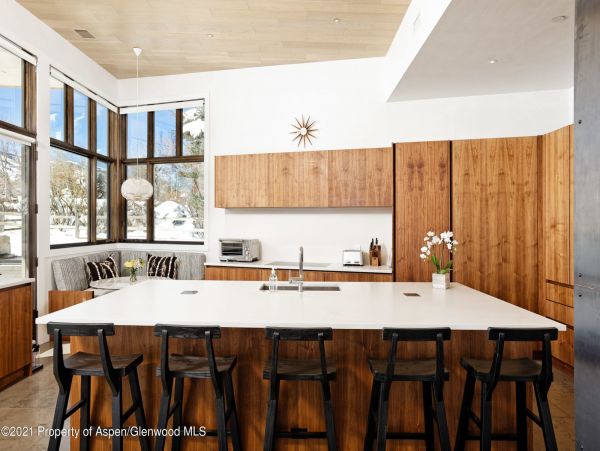Aspen Home 987430