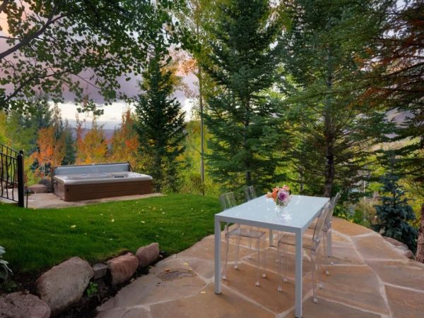 Mountain View Six Bedroom Residence in Aspen