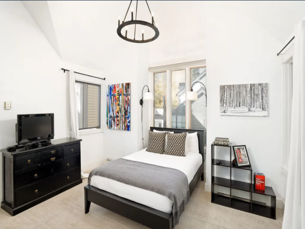 Aspen Luxury Vacation Home with 6 Bedrooms in Aspen