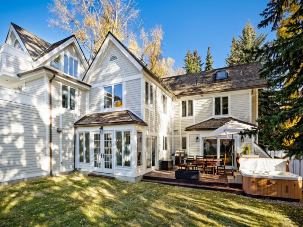 Aspen Luxury Vacation Home with 6 Bedrooms in Aspen