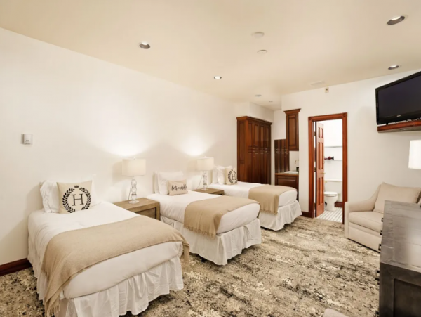 Aspen Luxury Vacation Home with 6 Bedrooms in Aspen