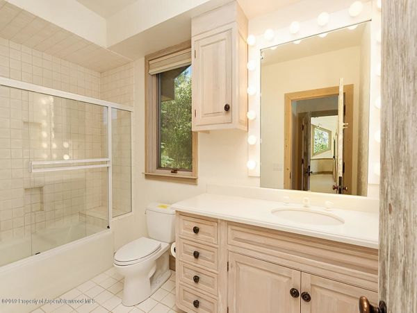 Aspen Home 987458