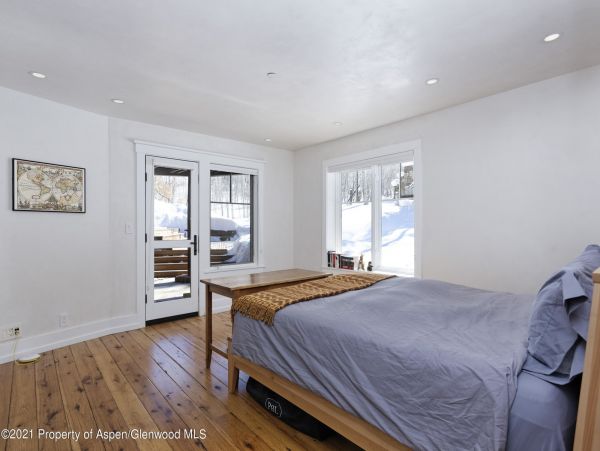 Aspen Home 987464