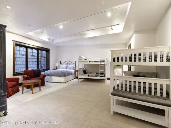 Aspen Home 987464
