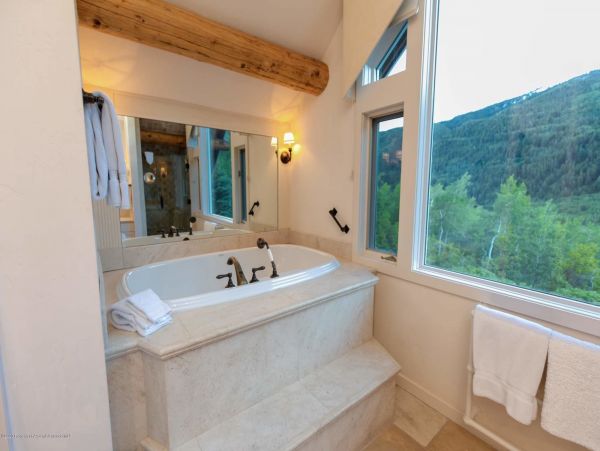 Aspen Home 987468