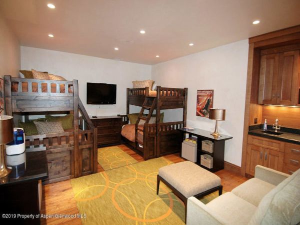 Aspen Home 987472