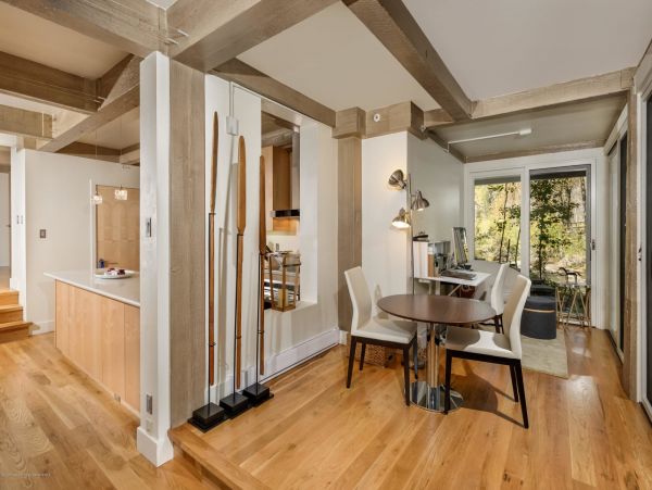 Aspen Home 987475
