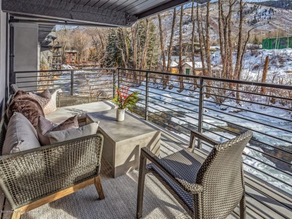 Aspen Home 987477