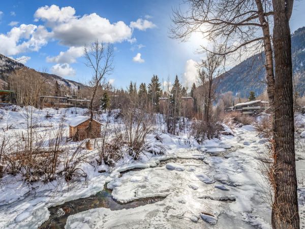 Aspen Home 987477