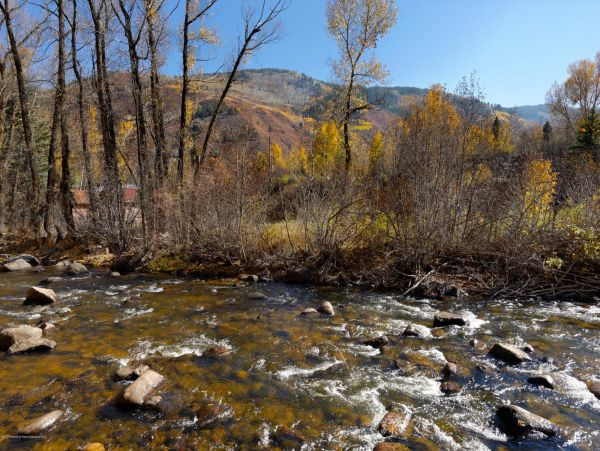 Aspen Home 987479