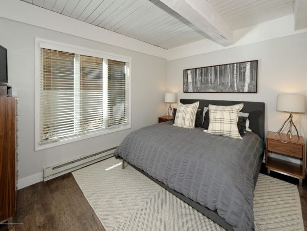 Aspen Home 987479