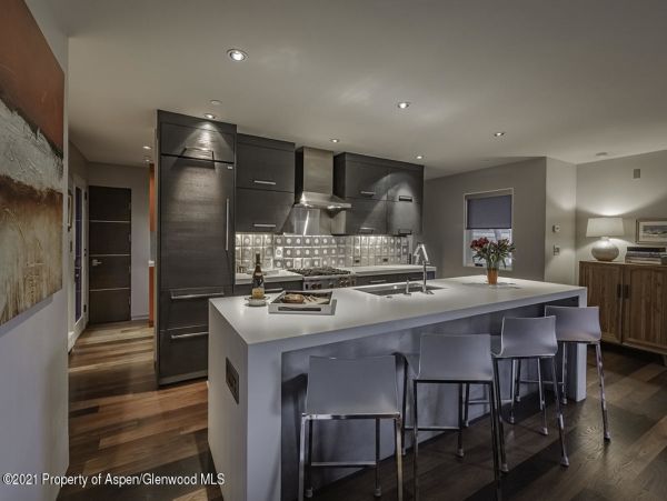 Aspen Home 987481
